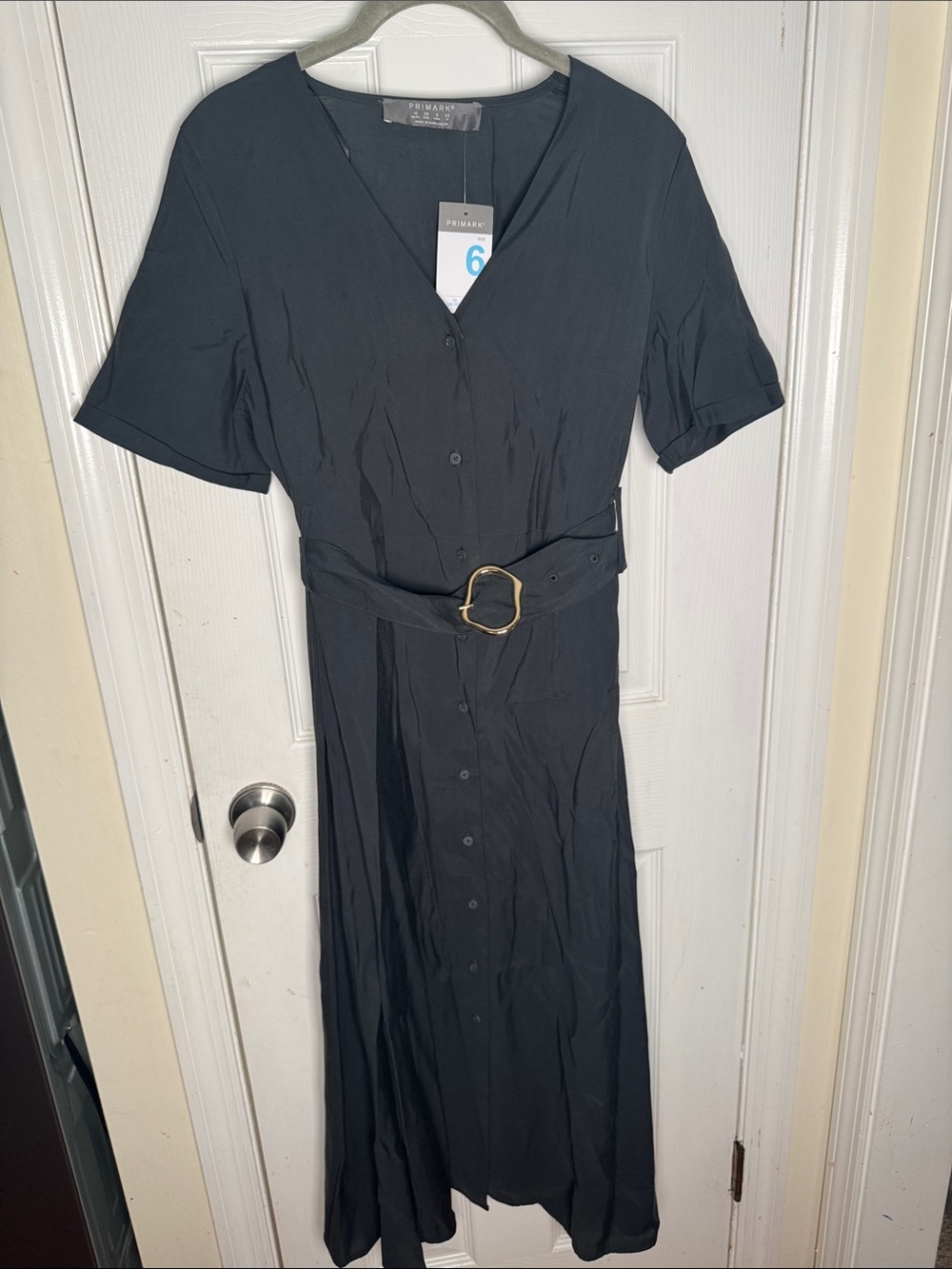 Primark Black V-Neck Button-Front Midi Dress with Gold Buckle Belt
